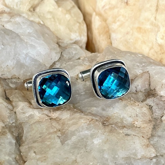 Other - Square checkerboard faceted London blue crystal cuff links